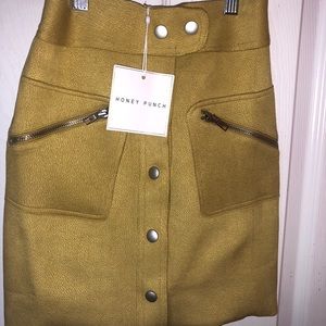 Honey Punch Vegan Suede Mini Skirt!!